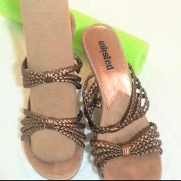 Unlisted braided bronze faux leather strap cork wedge sandals - Picture 2 of 7